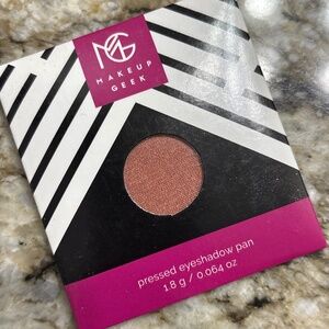 Brand new makeup geek eyeshadow in roulette